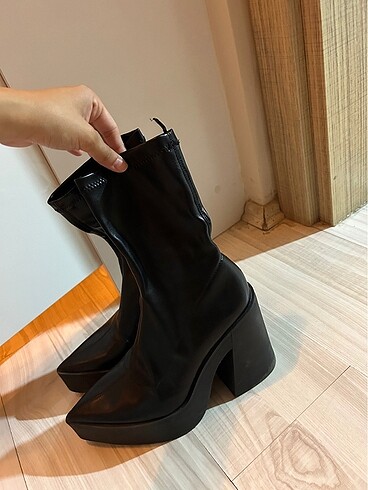 Bershka Bot