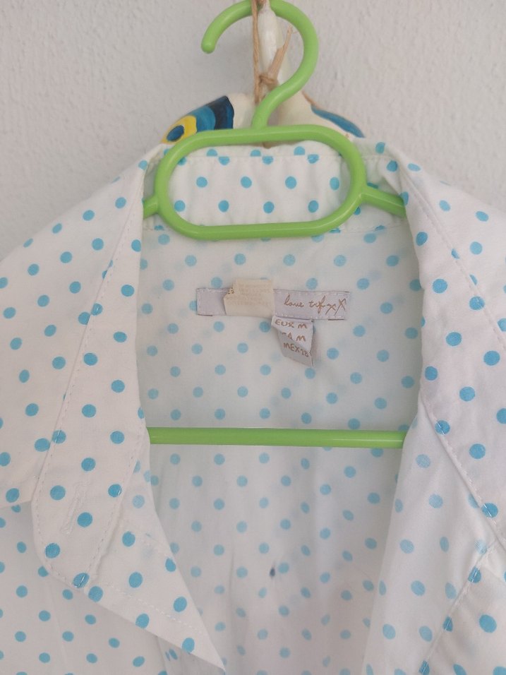 Puantiye Desenli Kolsuz Gömlek - Görsel 3