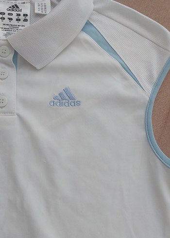 kadin Adidas beyaz kolsuz polo tişört - Görsel 2