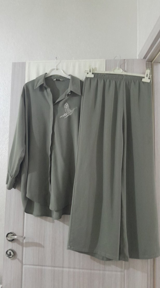 Gri Uzun Kollu Düğmeli Kadın Keten Gömlek takim - Görsel 2