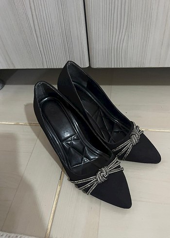 Siyah Yılan Desenli Stiletto Topuklu Kadın Ayakkabı - Görsel 2