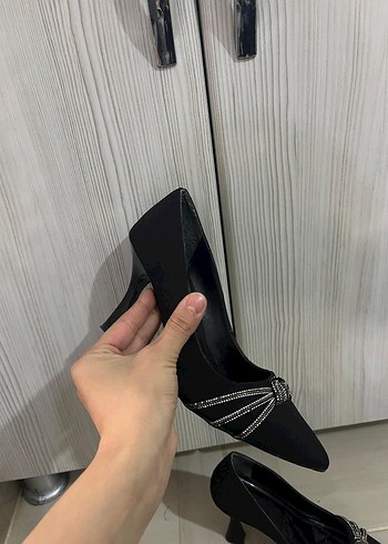 Siyah Yılan Desenli Stiletto Topuklu Kadın Ayakkabı - Görsel 3