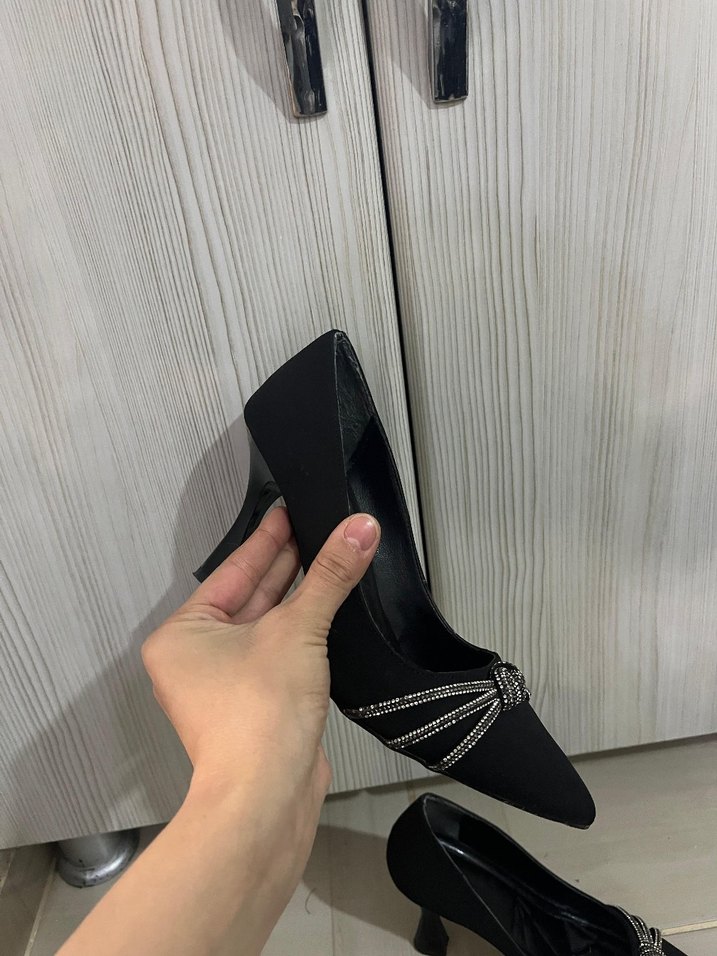 Siyah Yılan Desenli Stiletto Topuklu Kadın Ayakkabı - Görsel 3