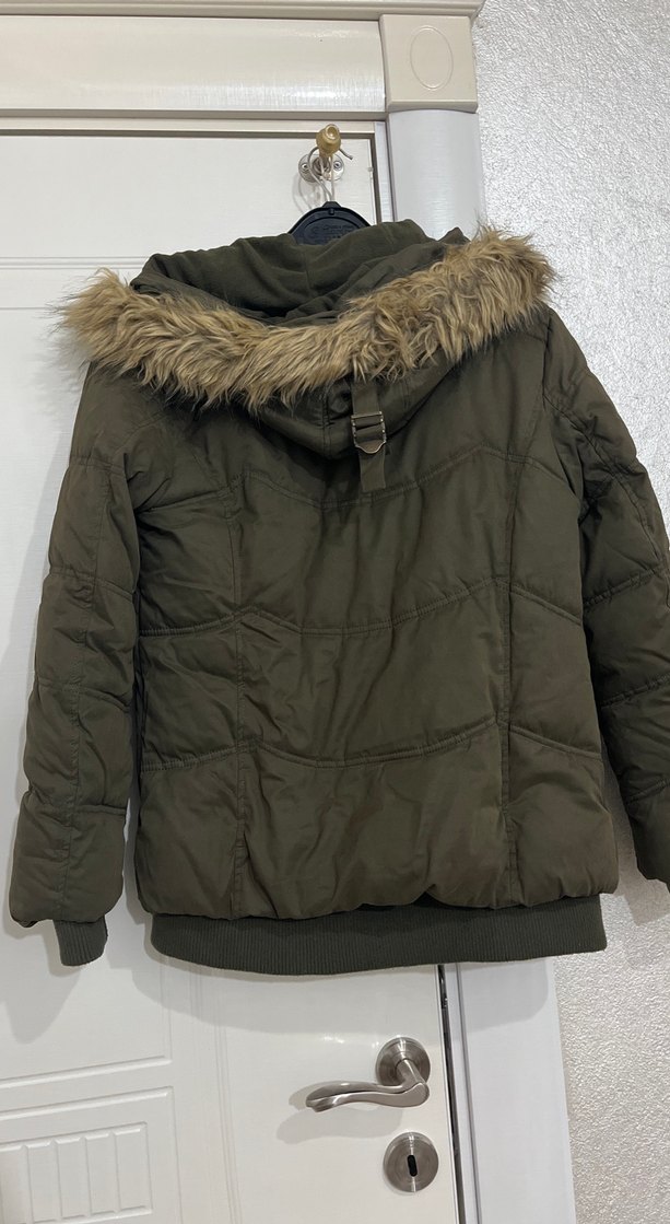 Kürk Detaylı Kadın mont - Görsel 3