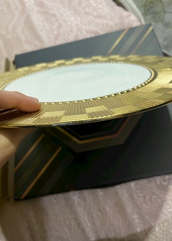 Modern Klasik Altın Renkli Tabak - Görsel 3