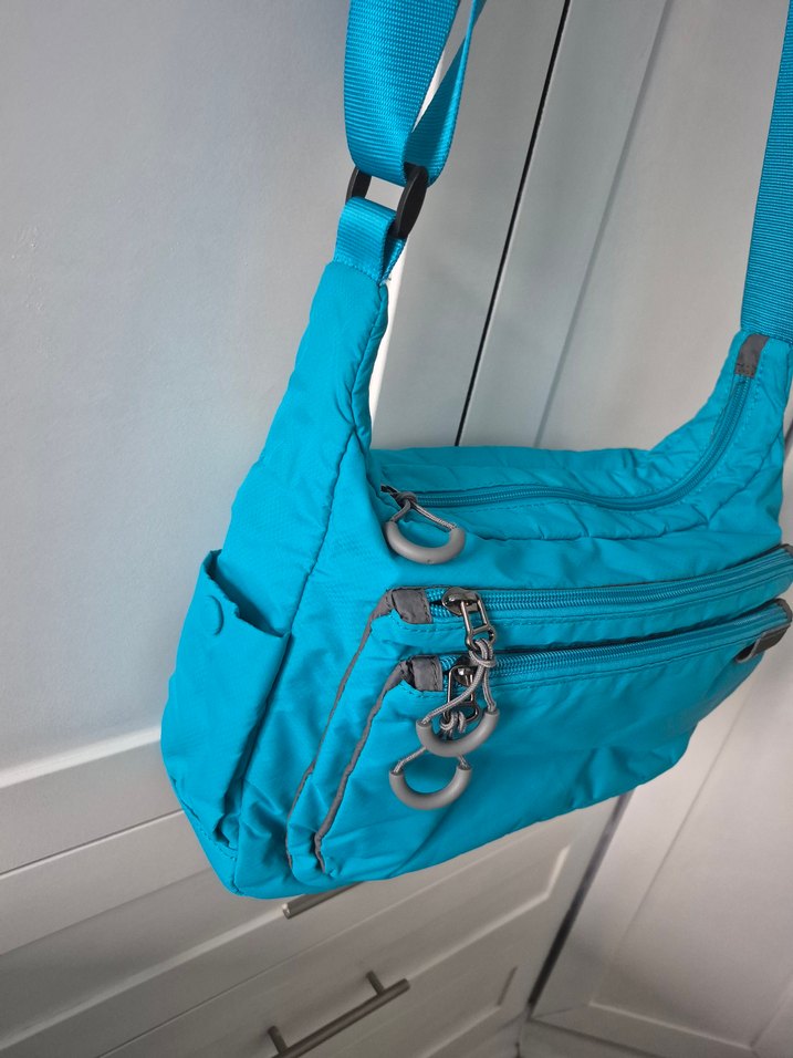 Turkuaz Kadın Fermuarlı Spor Çapraz Çanta - Görsel 3