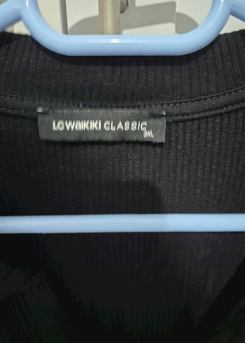 Siyah Kısa Kollu Polo Yaka Kadın Tişört - Görsel 4