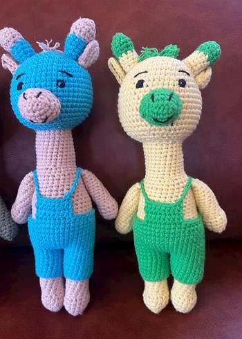 Renkli El Örgüsü Zürafa amigurumi - Görsel 4