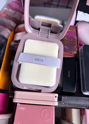 BBIA blurlayıcı efekt veren transparan pudra - Görsel 2