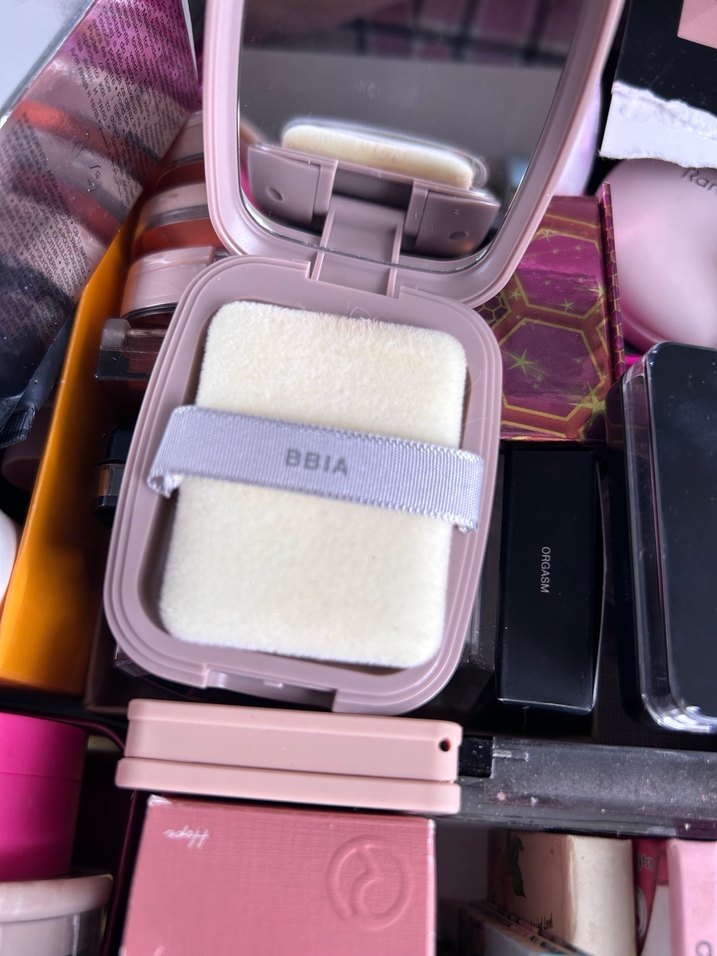 BBIA blurlayıcı efekt veren transparan pudra - Görsel 2