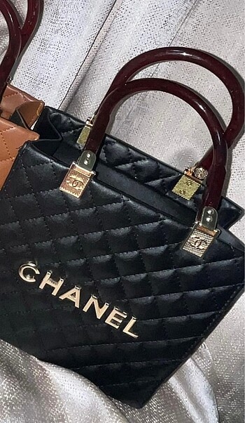 Chanel baskılı çanta