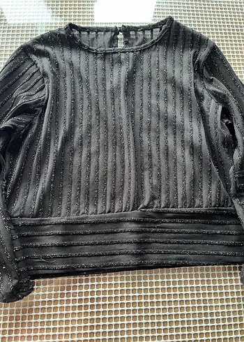 Uzun Kollu Siyah Piliseli Bluz - Görsel 2