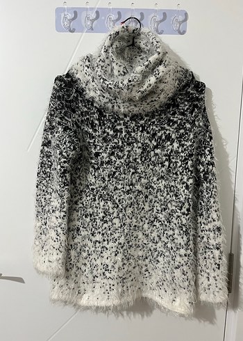 Gri Bağlama Desenli Kürklü Kadın Triko Kazak - Görsel 2