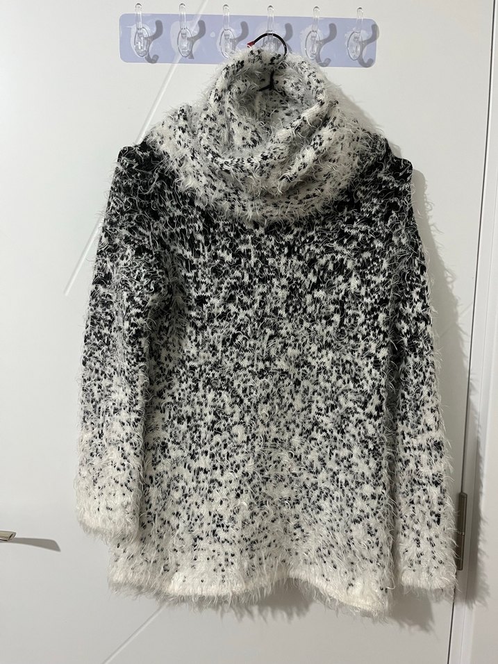 Gri Bağlama Desenli Kürklü Kadın Triko Kazak - Görsel 2