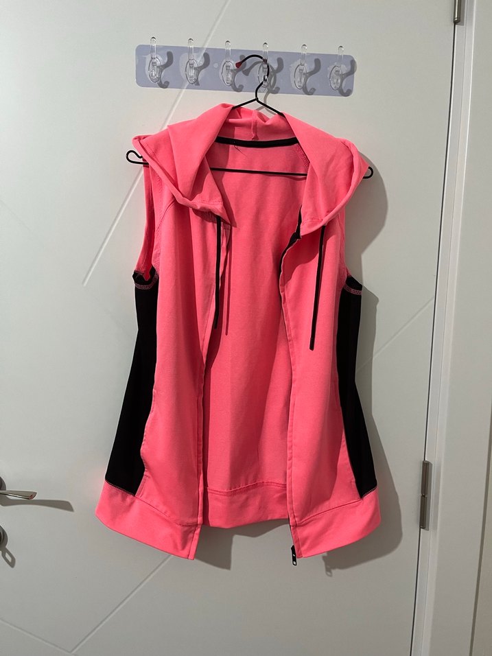 Pembe Kapüşonlu Fermuarlı Spor Yelek - Görsel 3