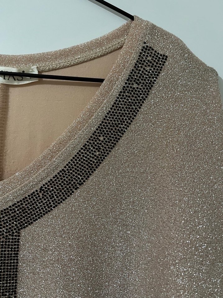 Bej V Yaka Örgü Kadın Kazak - Görsel 3