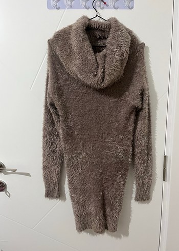 Kahverengi Yüksek Yakalı Kadın Triko - Görsel 2