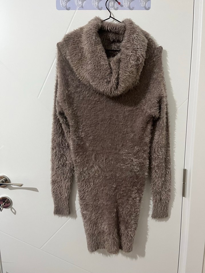 Kahverengi Yüksek Yakalı Kadın Triko - Görsel 2