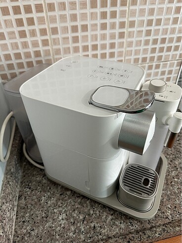 Nespresso kahve makinesi