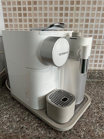 Beden Nespresso kahve makinesi