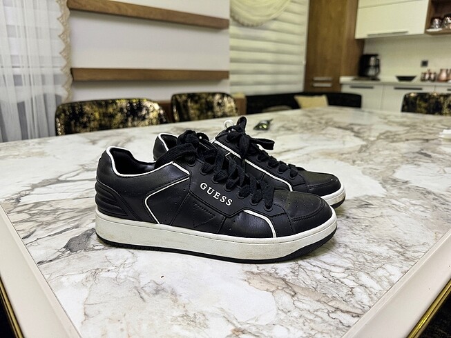 Guess GUESS SNEAKER