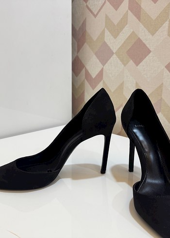 Siyah Süet Stiletto Topuklu Kadın Ayakkabı - Görsel 4