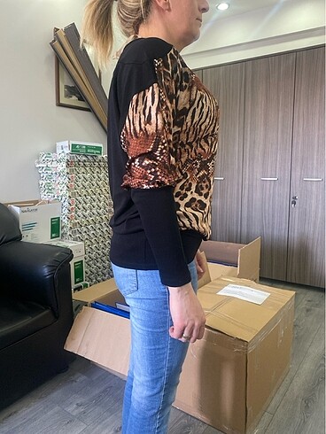 Adil Işık Yarasa kol leopar desenli bluz