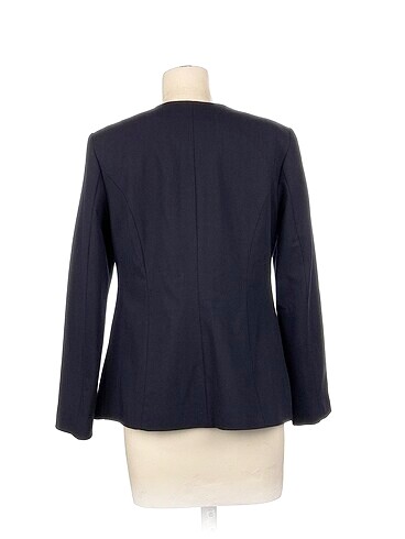 40 Beden PreLoved Blazer %70 İndirimli.