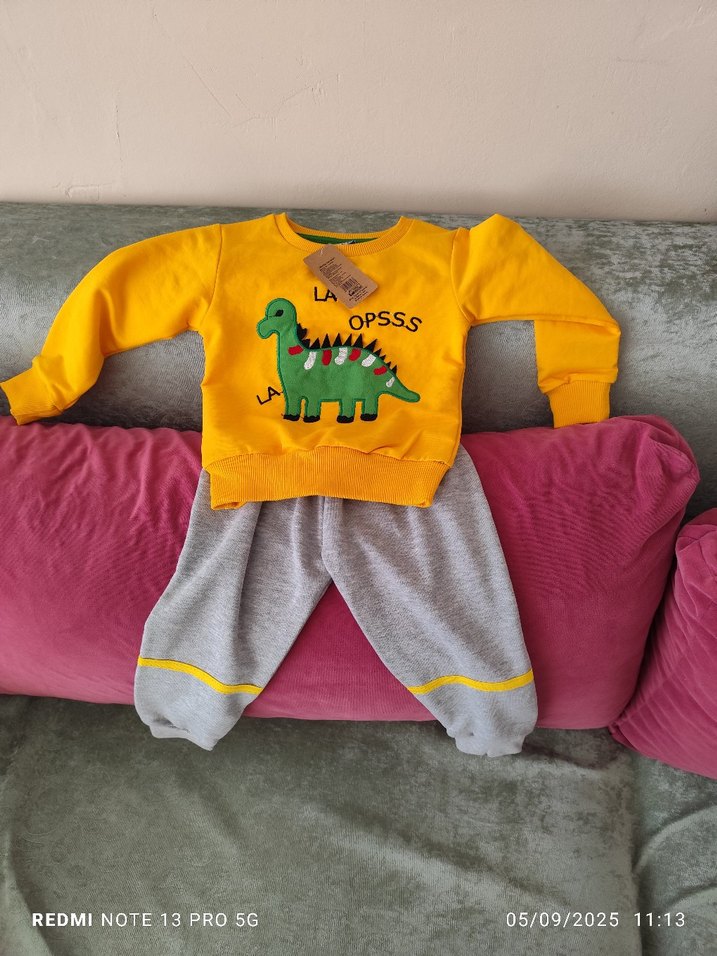 Sarı Dinozor Desenli Bebek Takımı - Görsel 4