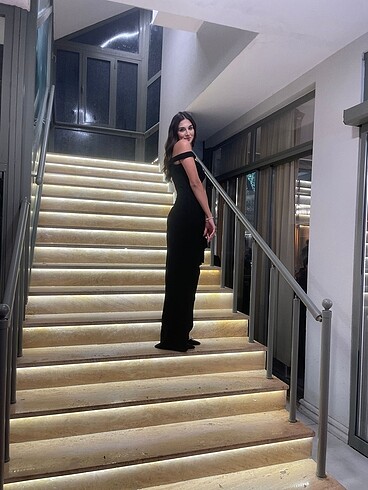 40 Beden siyah abiye elbise