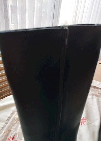 Kadın Siyah Deri Dizüstü Topuklu Bot - Görsel 4