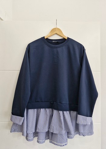 Uzun Kollu Fırfırlı Mavi Sweatshirt