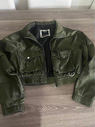 BERSHKA CEKET