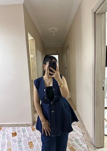 Düğmeli Lacivert Kolsuz Kadın Denim Ceket - Görsel 2