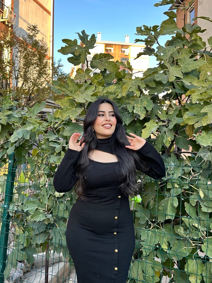 Siyah Desenli Uzun Kollu Uzun Elbise - Görsel 4