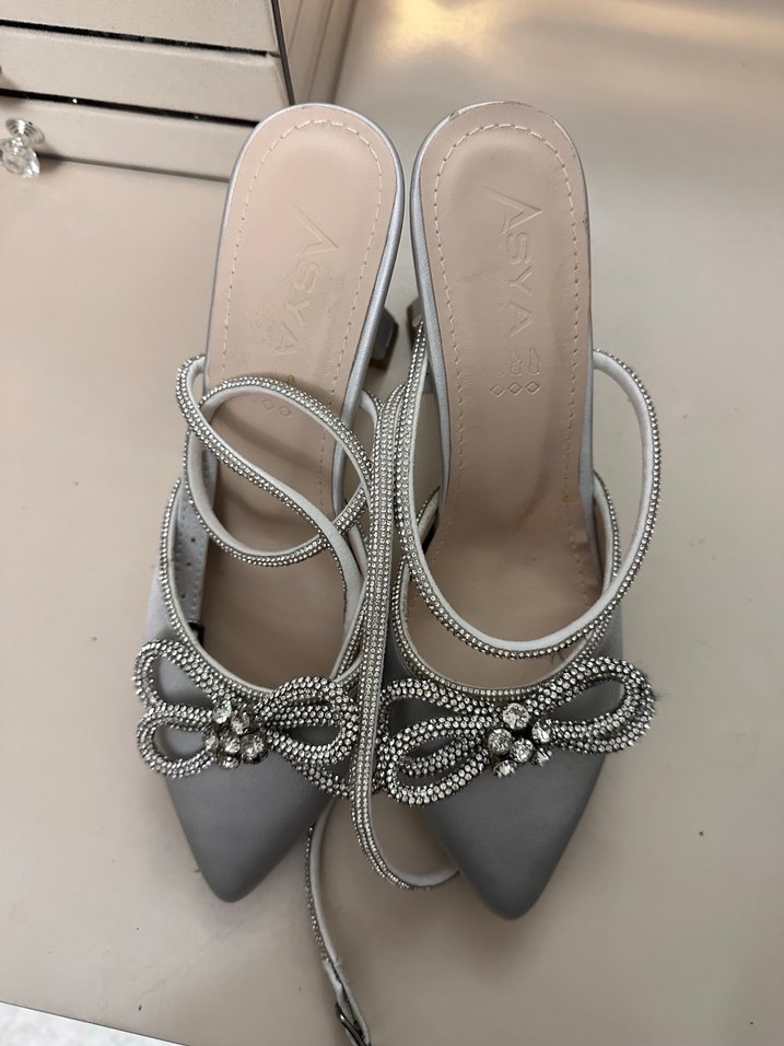 Beyaz Fiyonk Detaylı Stiletto Kadın Abiye Ayakkabı - Görsel 3