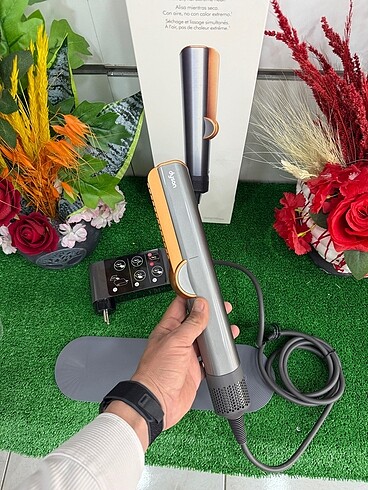 Dyson Airstrait saç Düzleştirici