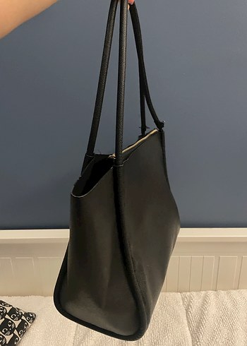 Kadın Siyah Deri Fermuarlı Çanta - Görsel 2