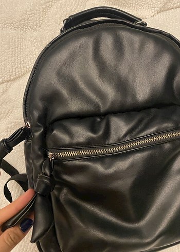 Kadın Siyah Deri Sade Sırt Çantası - Görsel 4
