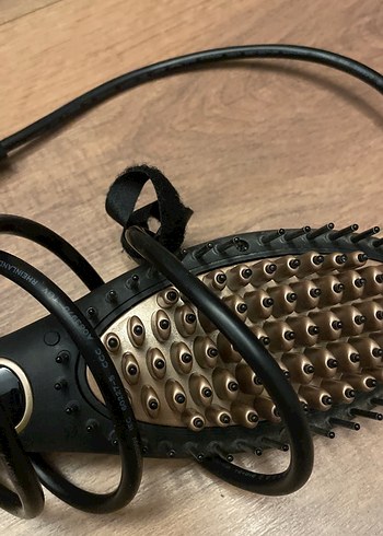 Siyah Saç Düzleştirici Fırça - Görsel 3