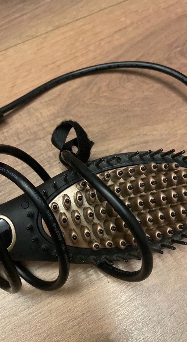 Siyah Saç Düzleştirici Fırça - Görsel 3