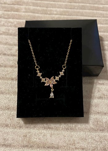 Papatya Sarkaç Kolye - Görsel 3