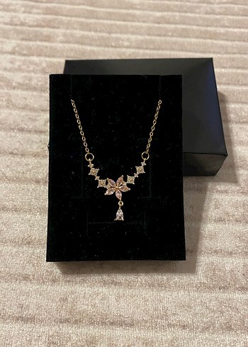 Papatya Sarkaç Kolye - Görsel 2