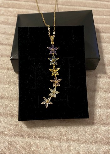 Renkli Çiçekli Kolye - Görsel 4