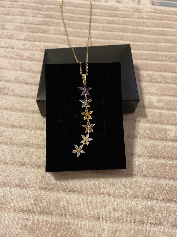 Renkli Çiçekli Kolye - Görsel 3