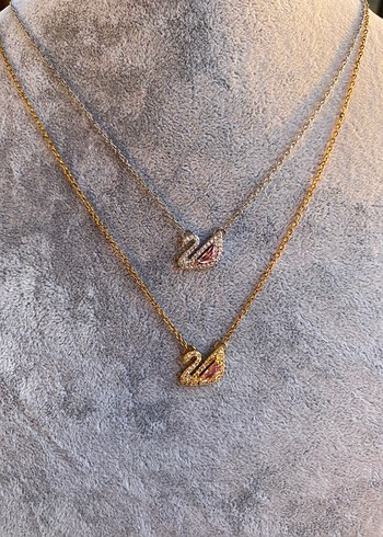 Swarovski Kuğu Kolye