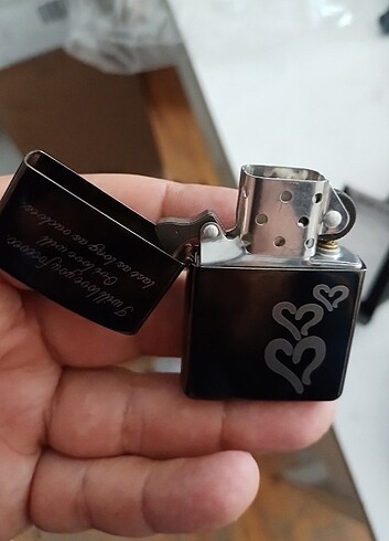  Zippo çakmak 