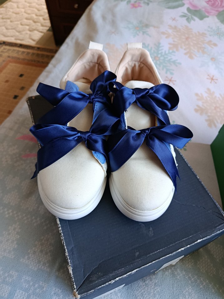 Fiyonklu Beyaz Kadın Sneakers - Görsel 3