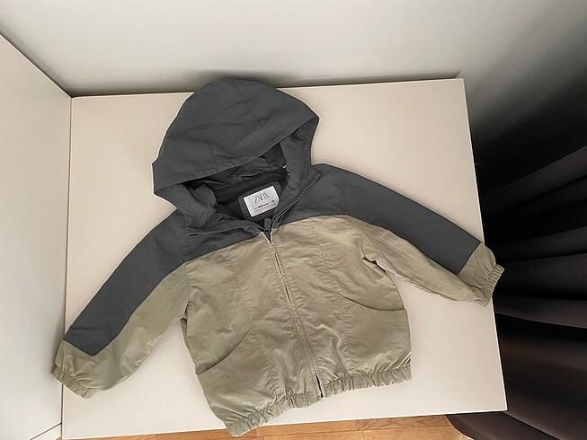 Zara Çocuk Mont / Yağmurluk 18-24 Ay