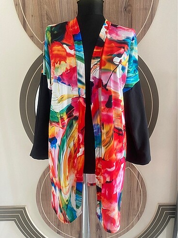 Renkli kimono